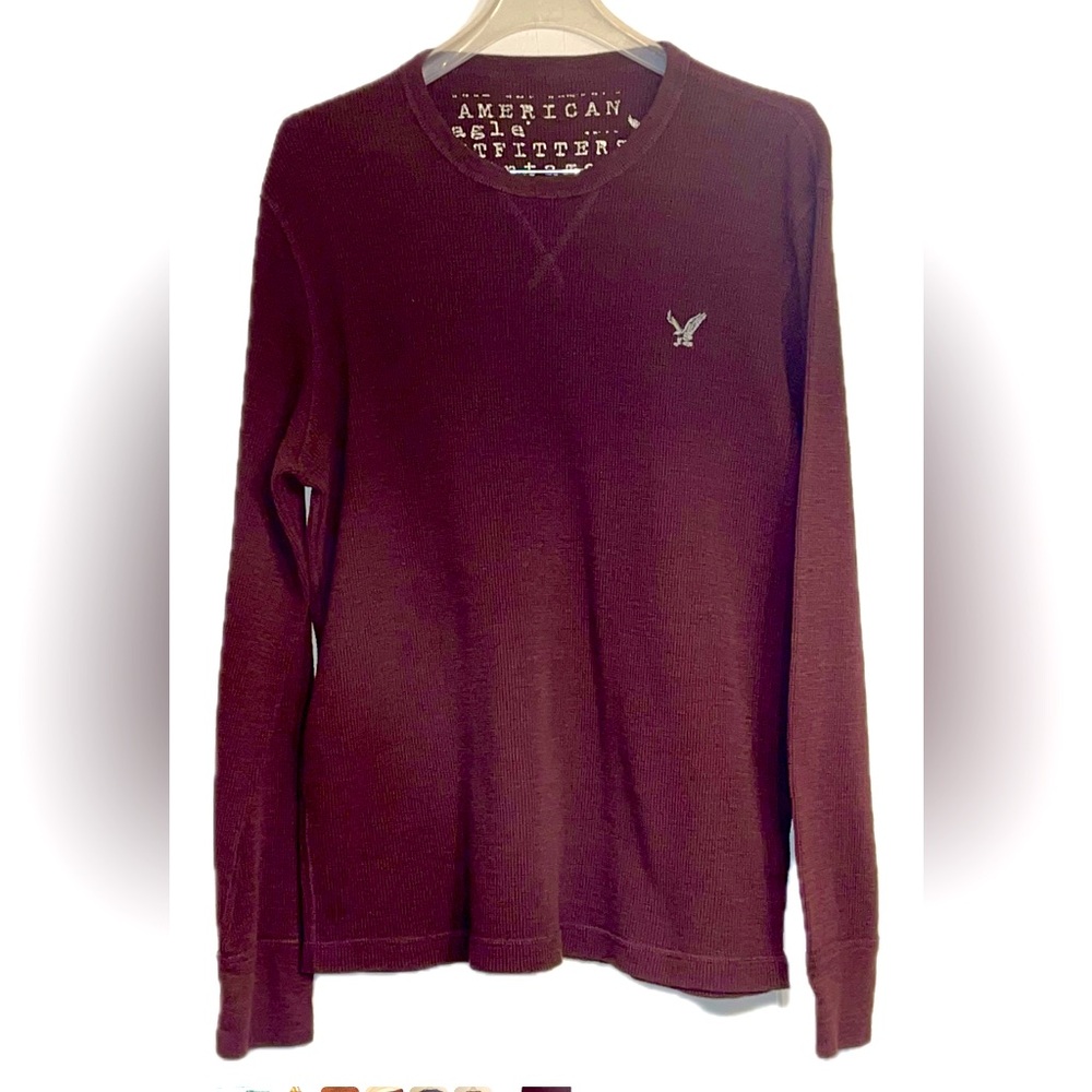 AMERICAN EAGLE OUTFITTERS Men’s Burgundy Long-Sleeve Waffle Thermal T-Shirt